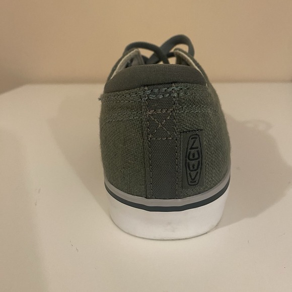 Keen Women's Elsa III Canvas Green Sneaker Size 7.5 - Picture 3 of 14